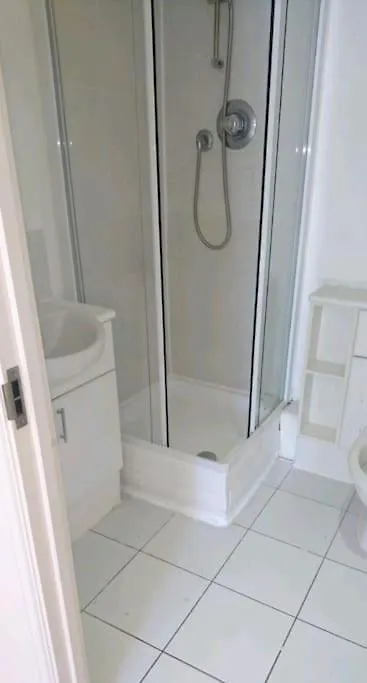 Heathrow Airport Bedfont Lakes 2 Bedroom Apartment London